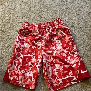 Nike DRI-FIT Basketball Shorts - Boys Size M